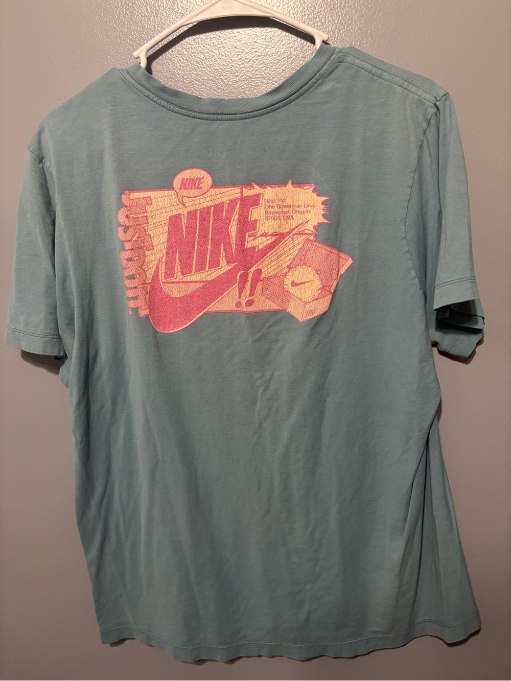 Nike Short-Sleeve Teal Tee with Pink Graphic Back Logo